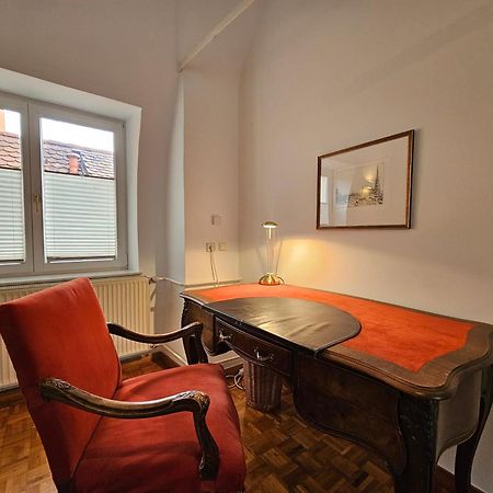 Charming Apartment Laura Tour As Ljubljana By Town Hall ภายนอก รูปภาพ