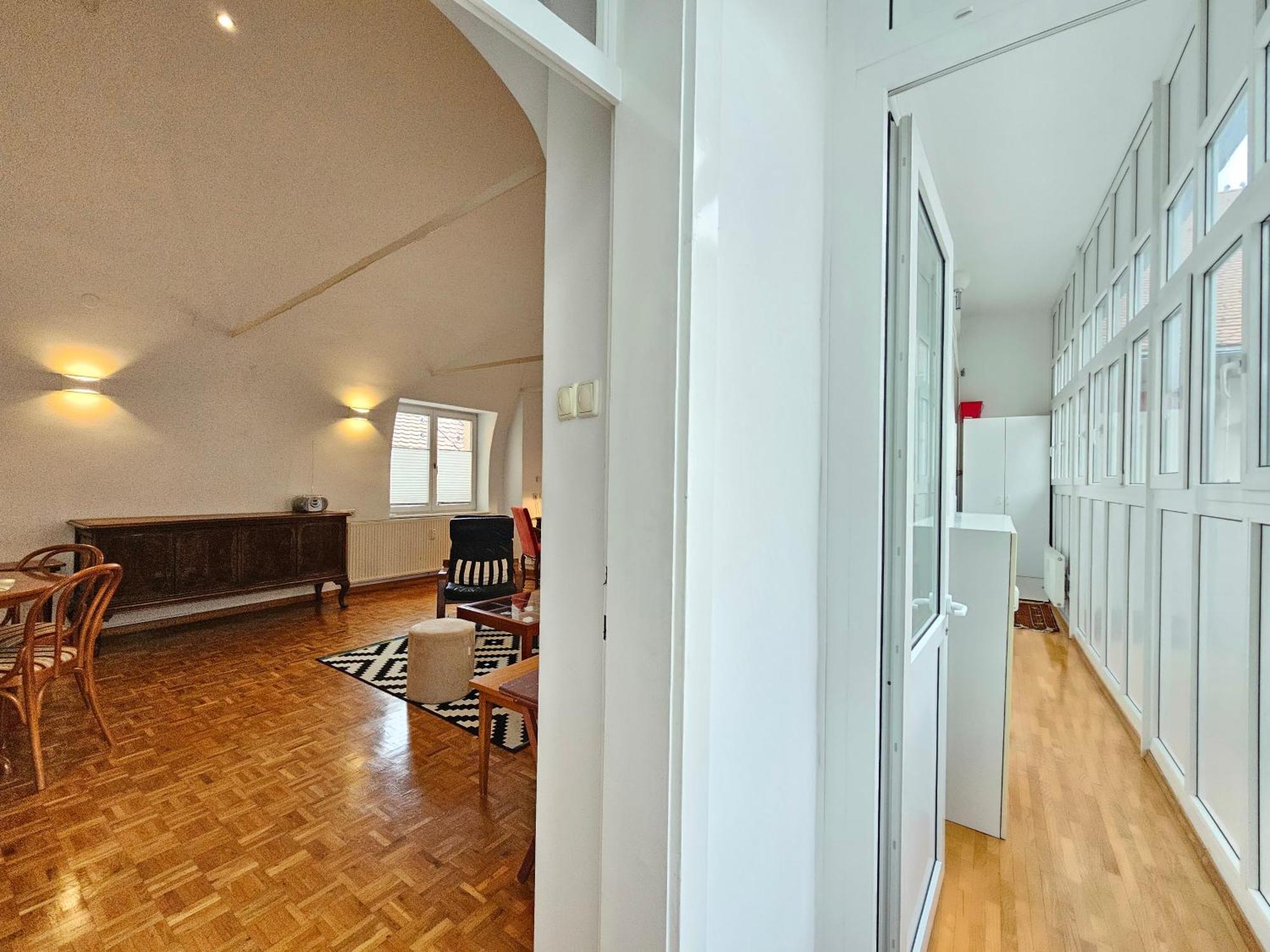 Charming Apartment Laura Tour As Ljubljana By Town Hall ภายนอก รูปภาพ