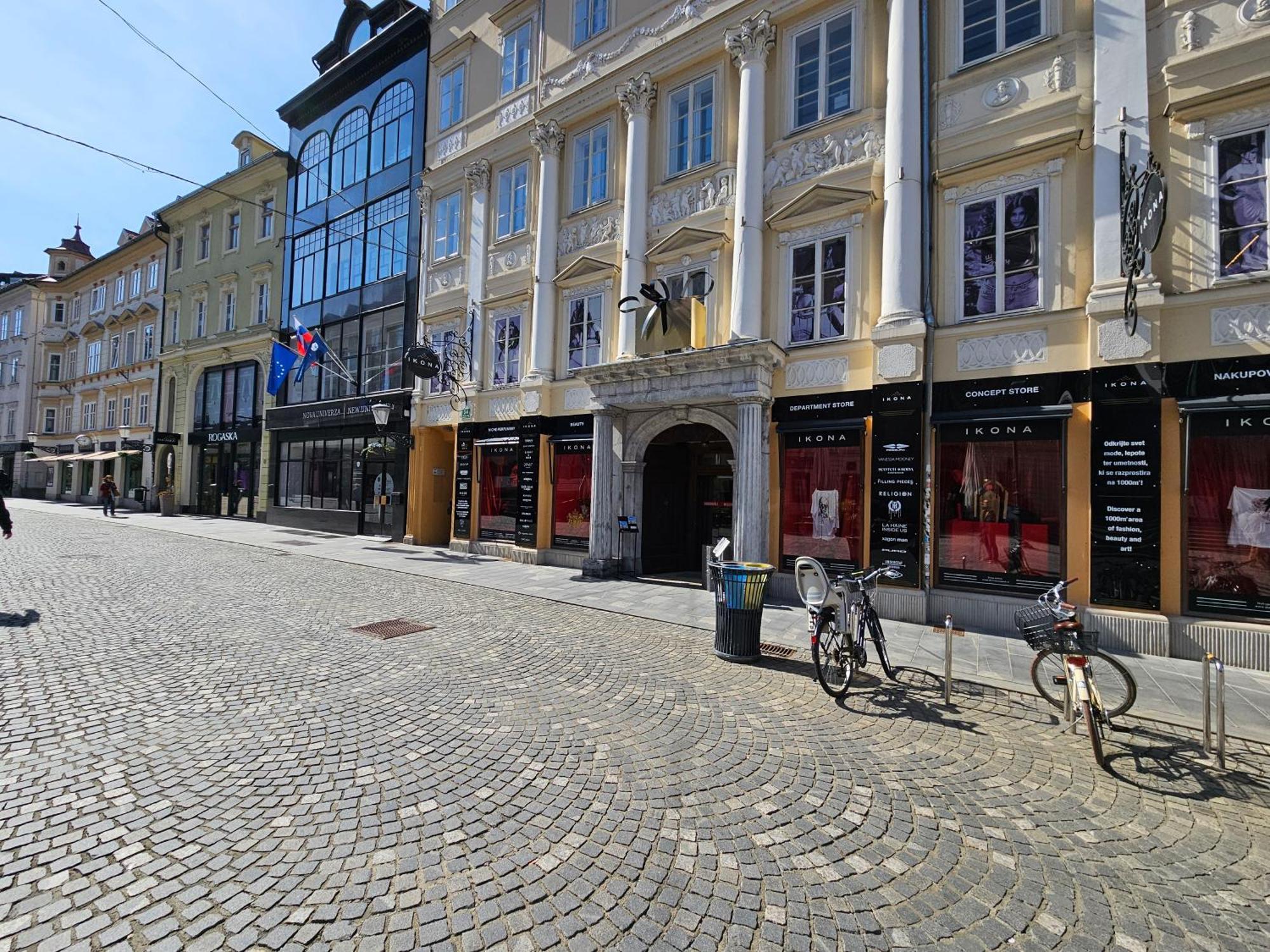 Charming Apartment Laura Tour As Ljubljana By Town Hall ภายนอก รูปภาพ