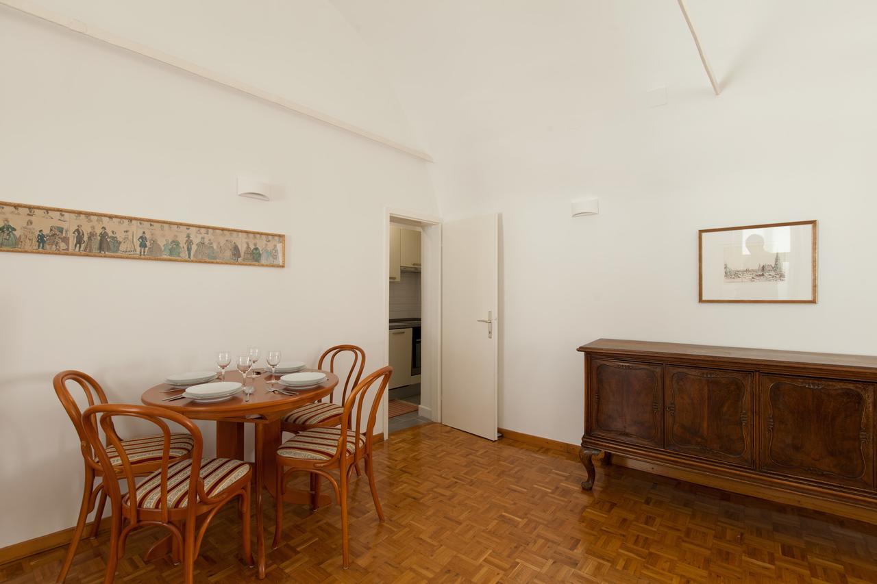 Charming Apartment Laura Tour As Ljubljana By Town Hall ภายนอก รูปภาพ